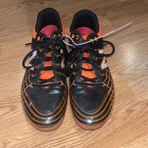 Men’s new Balance baseball cleats